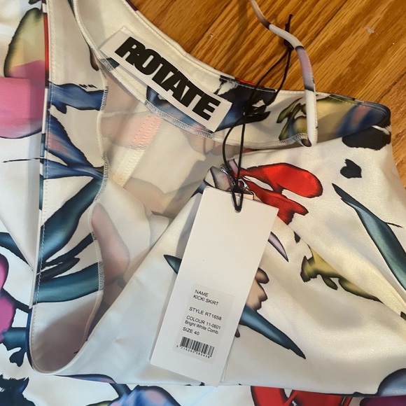 Kicki cutout printed midi skirt and Angie Strapless Handkerchief Hem Top - Picture 7 of 8